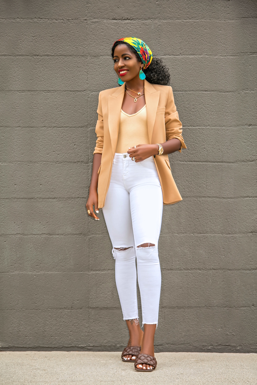 Oversized Blazer + Bodysuit + Ripped White Jeans – StylePantry